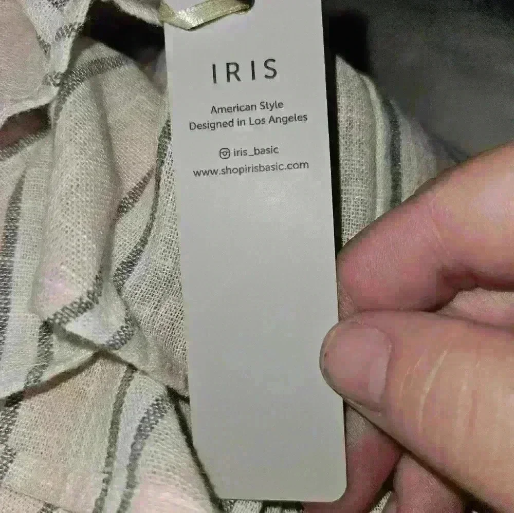 Iris Womans Top Size M - Picture 9 of 9